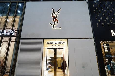 y yves saint laurent reclame|yves Saint Laurent boutique.